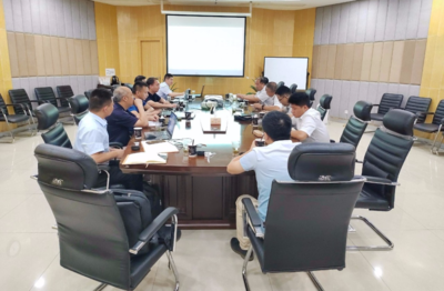 勇?lián)溨魇姑?積極打造復(fù)合材料先進(jìn)制造產(chǎn)業(yè)鏈